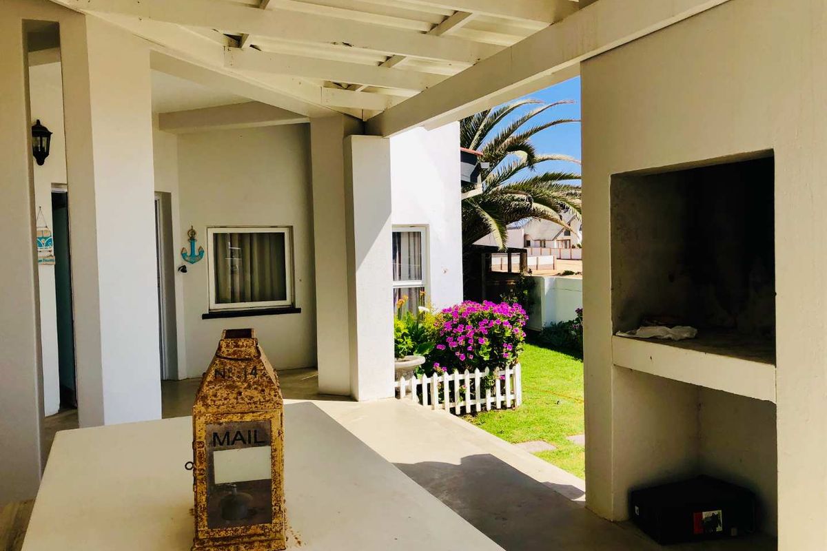 Spectacular Investment Awaits - Photo 2