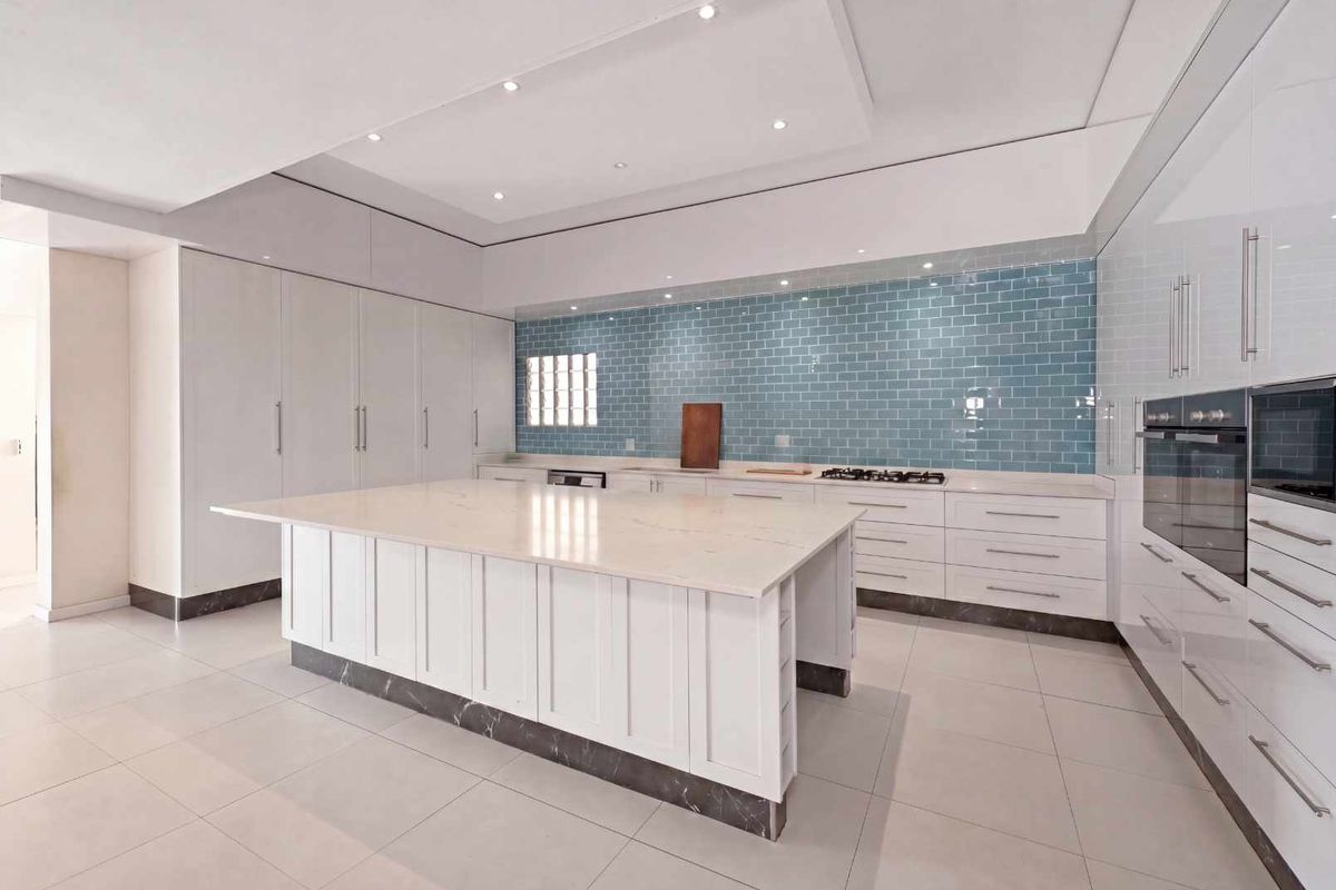 Lakefront Lifestyle Meets Investment Potential - Photo 4