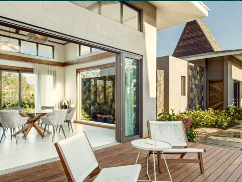 Exceptional villa in Balaclava – 4 independent suites arranged around a central swimming pool - Photo 5