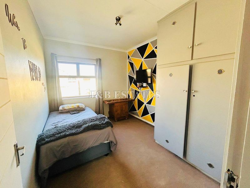 3-Bedroom Home With Flatlet On Large Erf - Photo 10