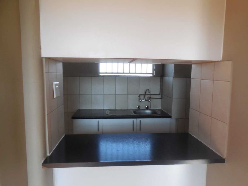 x1 Bedroom apartment at Maryn Flats - Photo 3