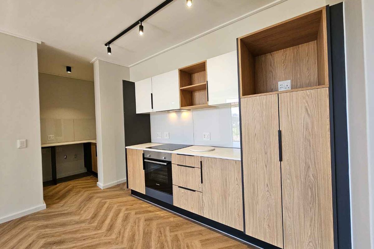 Modern 2-Bedroom Apartment in On Park - Photo 3