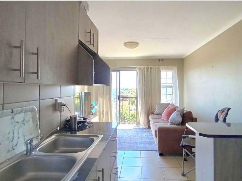 Charming 2-Bedroom Apartment - Photo 5