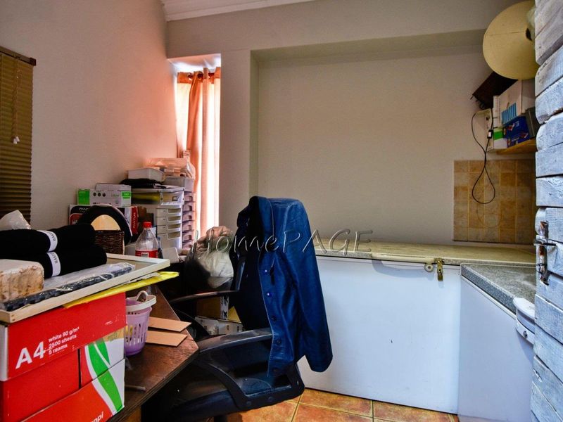 Ext 9, Swakopmund:  Guesthouse for sale - Photo 8