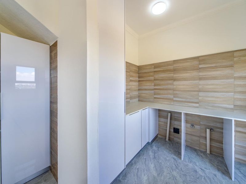 Brand New Contemporary Family Home in Helderfontein Estate - Photo 9