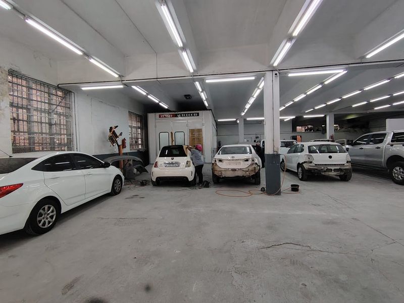 550 m2 workspace for lease in Durban - Photo 2