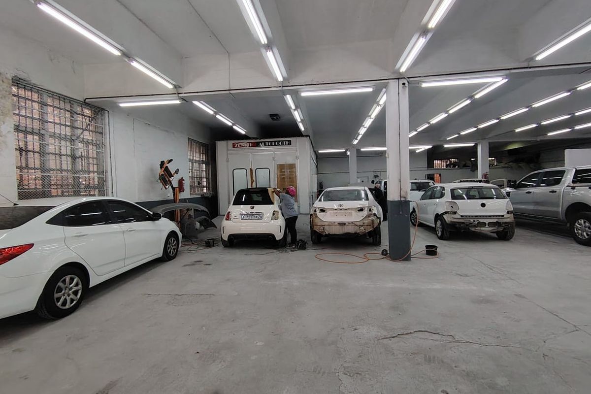 550 m2 workspace for lease in Durban - Photo 2