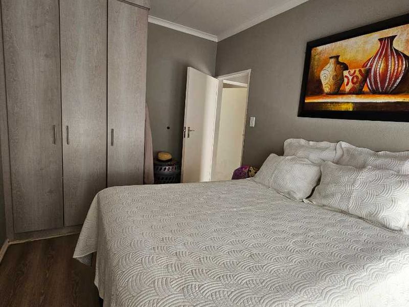 3 bedroom town house for sale - Photo 4