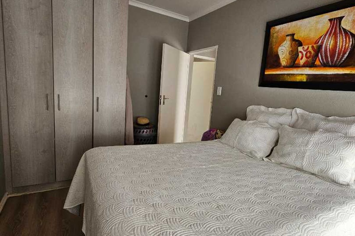 3 bedroom town house for sale - Photo 4