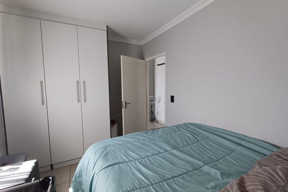 A Stunning 2 bedroom apartment on the 3 floor! - Photo 5
