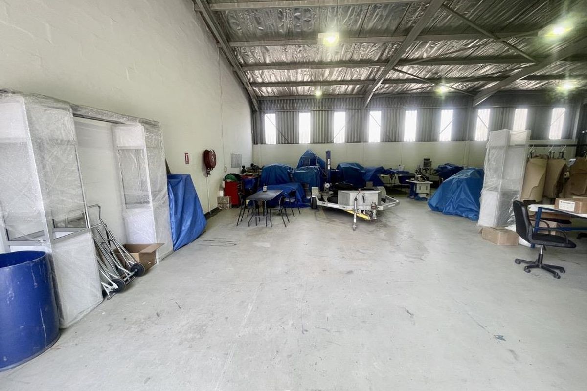 Hendra - 332m2 Industrial Unit To Let | Red Hill | Available 1 April 2026 - Photo 2