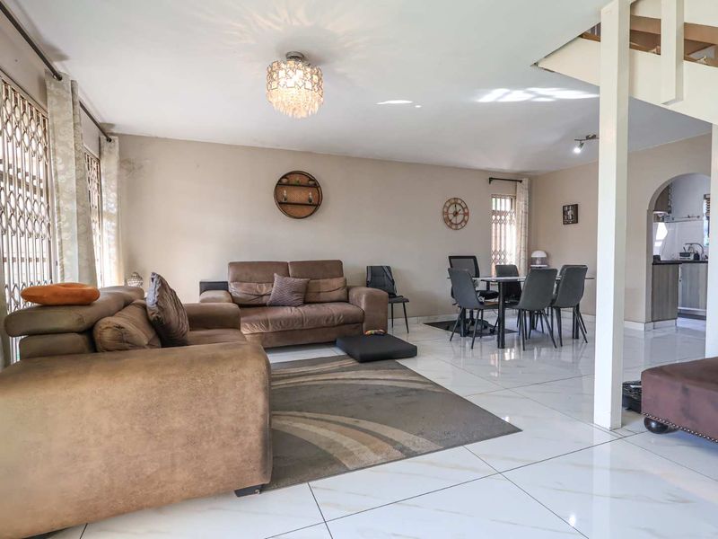 Stylish 3-Bedroom Duplex- Entertain In Style with Private Garden and Built In Braai - Photo 5