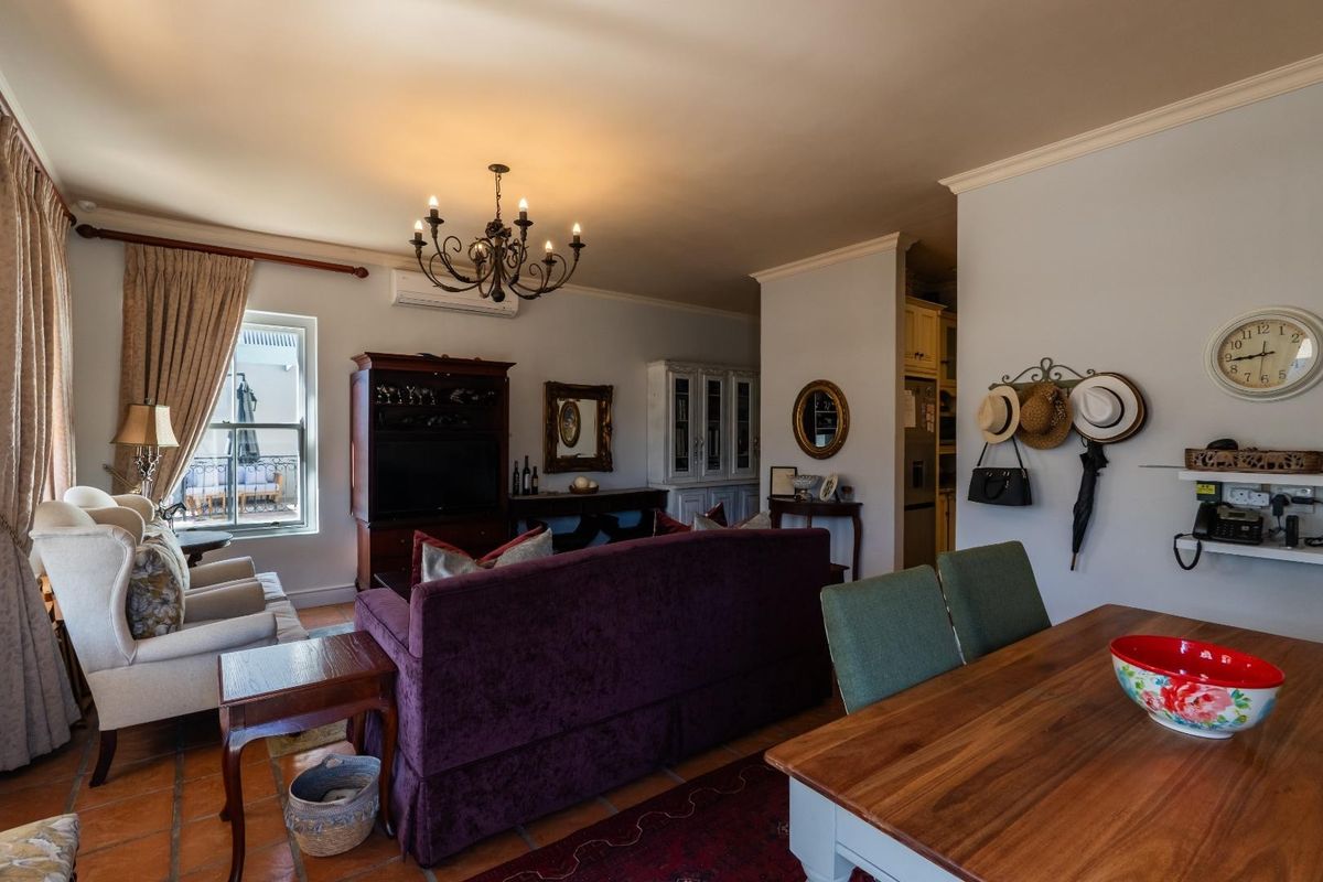 Elegant Winelands Living at L'Ermitage Franschhoek Chateau &amp; Villas - Photo 4