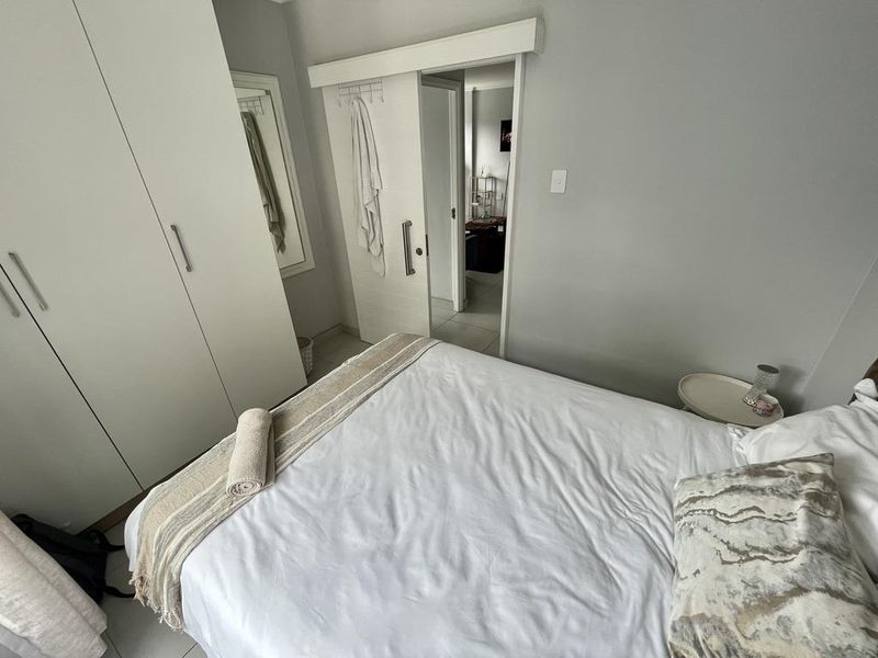 Hendra - Bright and Spacious 2-Bedroom Apartment in Umhlanga Ridge – A Prime Investment Opportunity - Photo 9