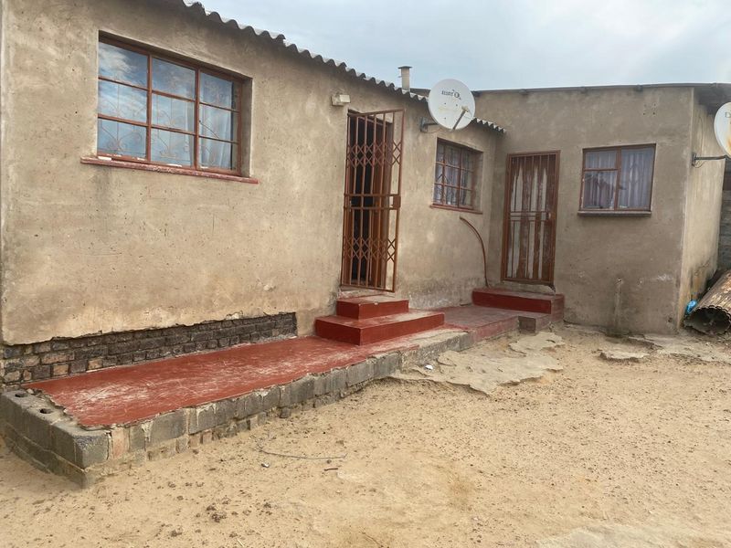 House in Umfuyaneng Tembisa - Photo 4