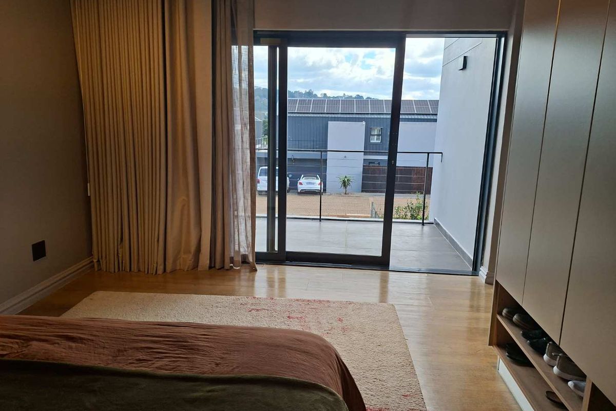 Just move in Spacious 3 Bedroom house in Hillcrest - Photo 5