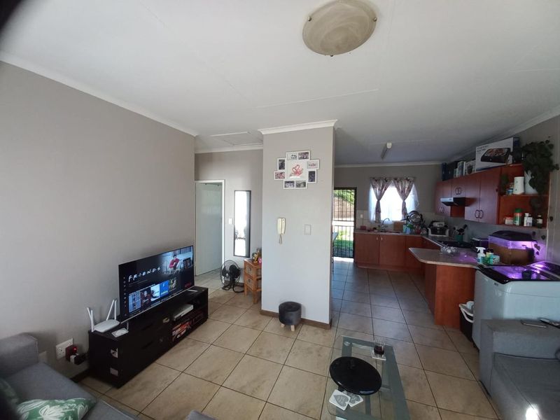 Two Bed Townhouse Riversdale Meyerton Available 1 Aug 2026 - Photo 10