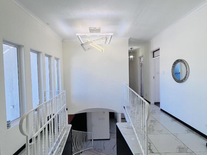 BEAUTIFUL 4 BEDROOM HOME FOR SALE IN SOUGHT-AFTER EROS |N$ 4,950,000 (excluding costs) - Photo 5