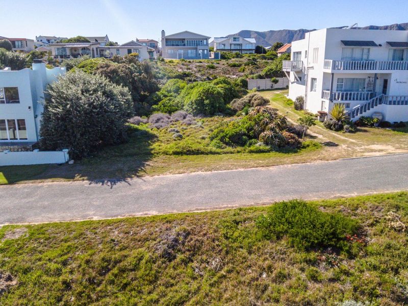 Sea Breezes and Serenity - Photo 8