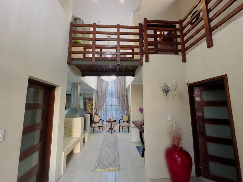 4 Bedroom House For sale in Valley View Estate - Photo 4