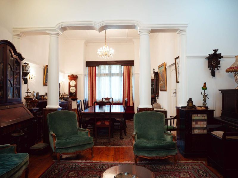 Heritage Charm with Table Mountain & Lion’s Head Views in Vredehoek - Photo 2