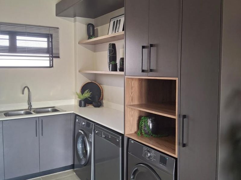 2 BEDROOM STACK UNITS FOR SALE IN RIETVALLEIRAND - Photo 6