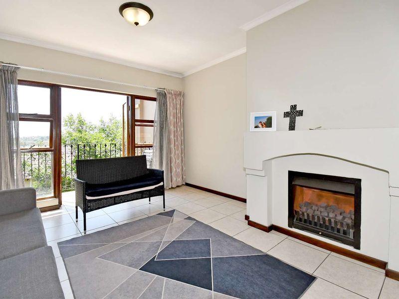 Modern Elegance & Easy Living in the Heart of Dainfern - Photo 8