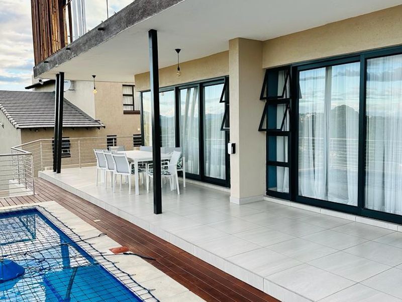 Modern, Move- In Ready Home with Striking Steet Appeal - Photo 7