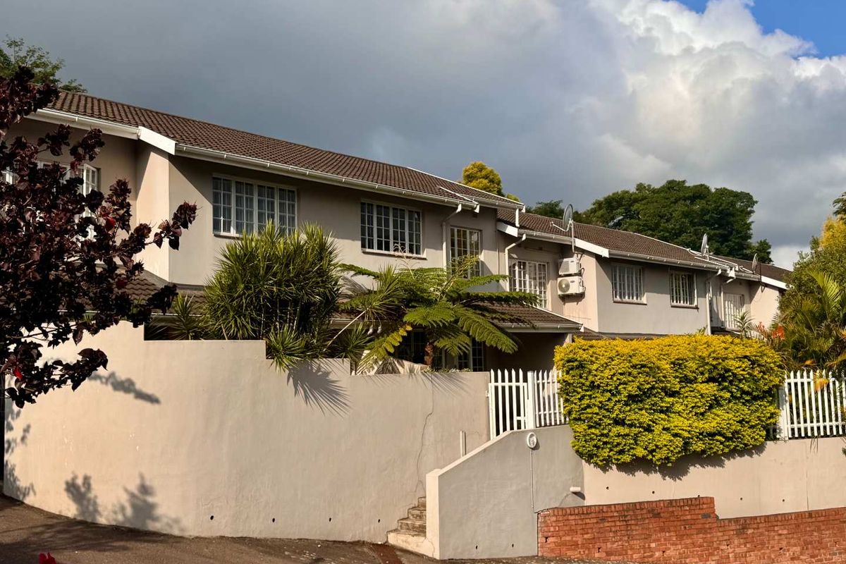 EXCLUSIVE SHOWHOUSE :Sunday by appointment - 2PM-4PM: Booking required. - Photo 2