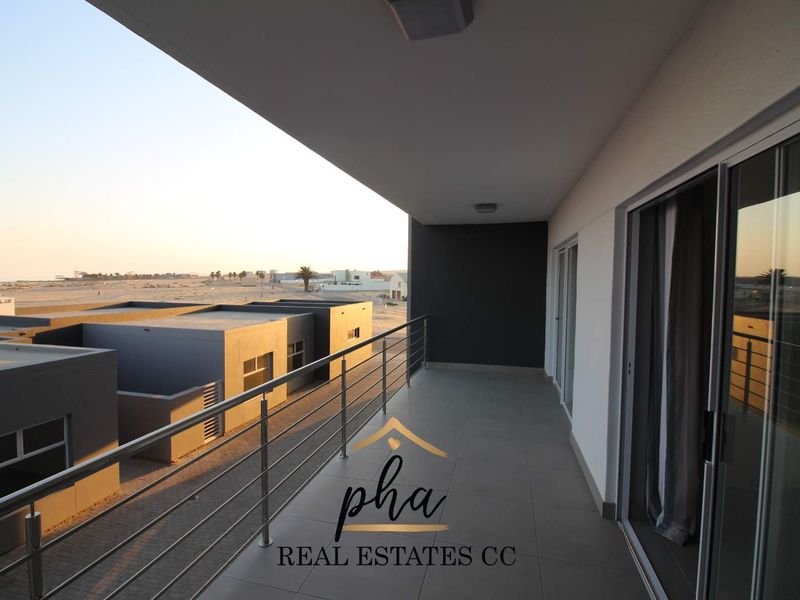 2 Bedroom apartment for sale - Dolphin Beach - Photo 8