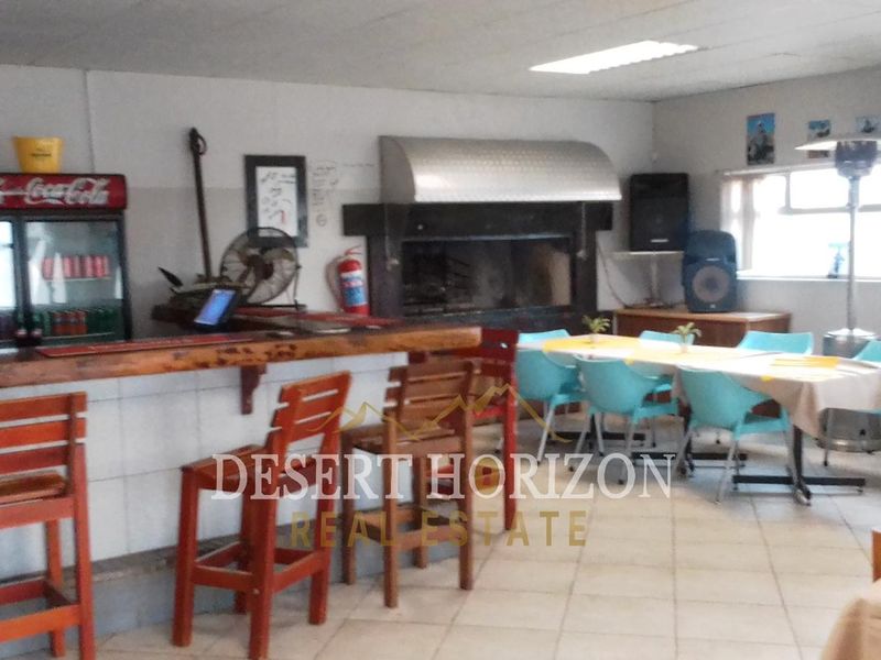HENTIES BAY, CENTRAL | PUB AND GRILL FOR SALE - Photo 5