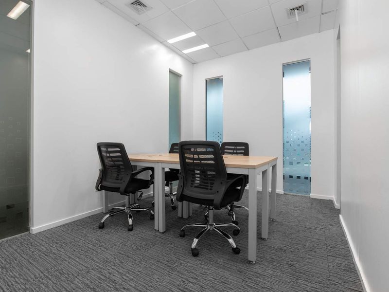 Serviced office space for 10 persons in HQ Nelspruit - Photo 6