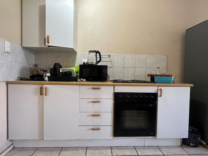 Sole mandate. Modern Bachelor Unit! - Photo 7