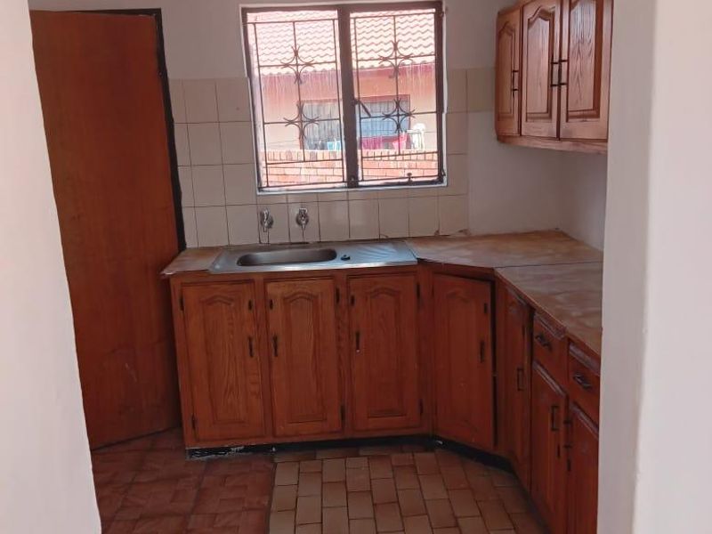 3 bedrooms house for sale in Winterveld - Photo 6