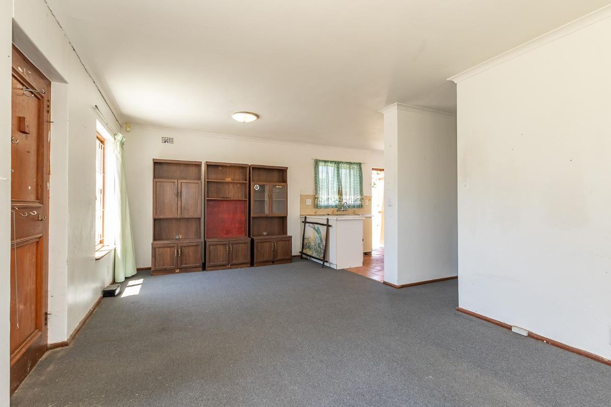 Create Your Dream Home on a Large Erf in Capri - Photo 5