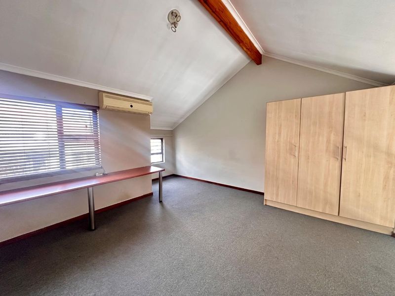 2 bed 2 bath loft townhouse - Photo 9