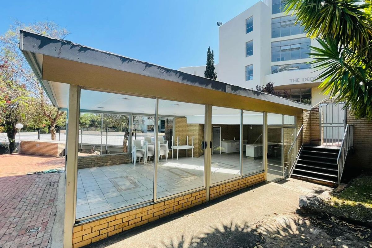 2 Bed Furnished Apartment for Rent in Sandhurst - Photo 4