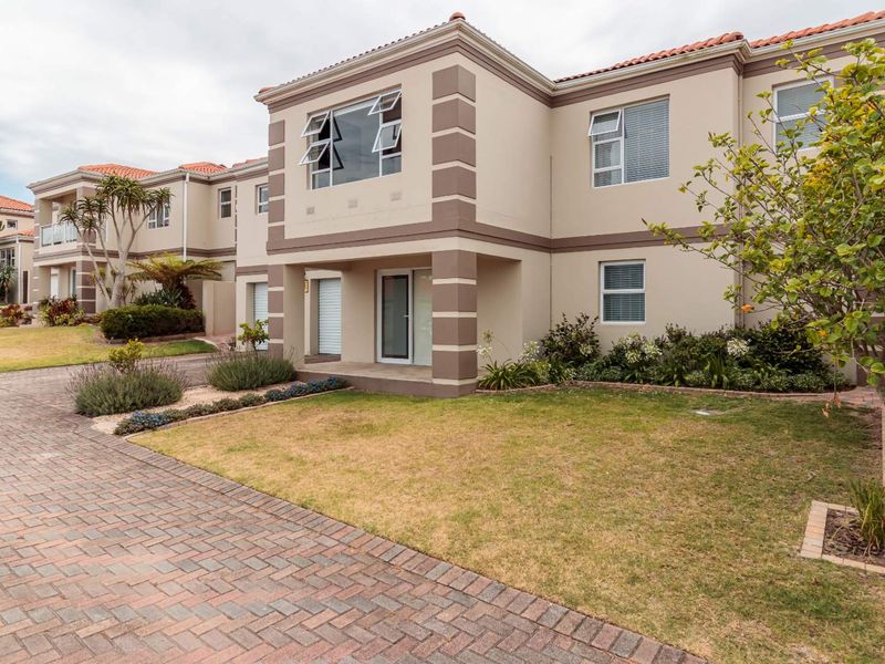 A lifestyle defined by elegance and comfort - Photo 2