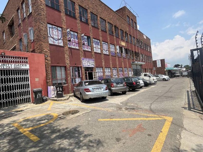 High-Yield Commercial Investment | Fountainbleau, Randburg – R12.5M - Photo 2