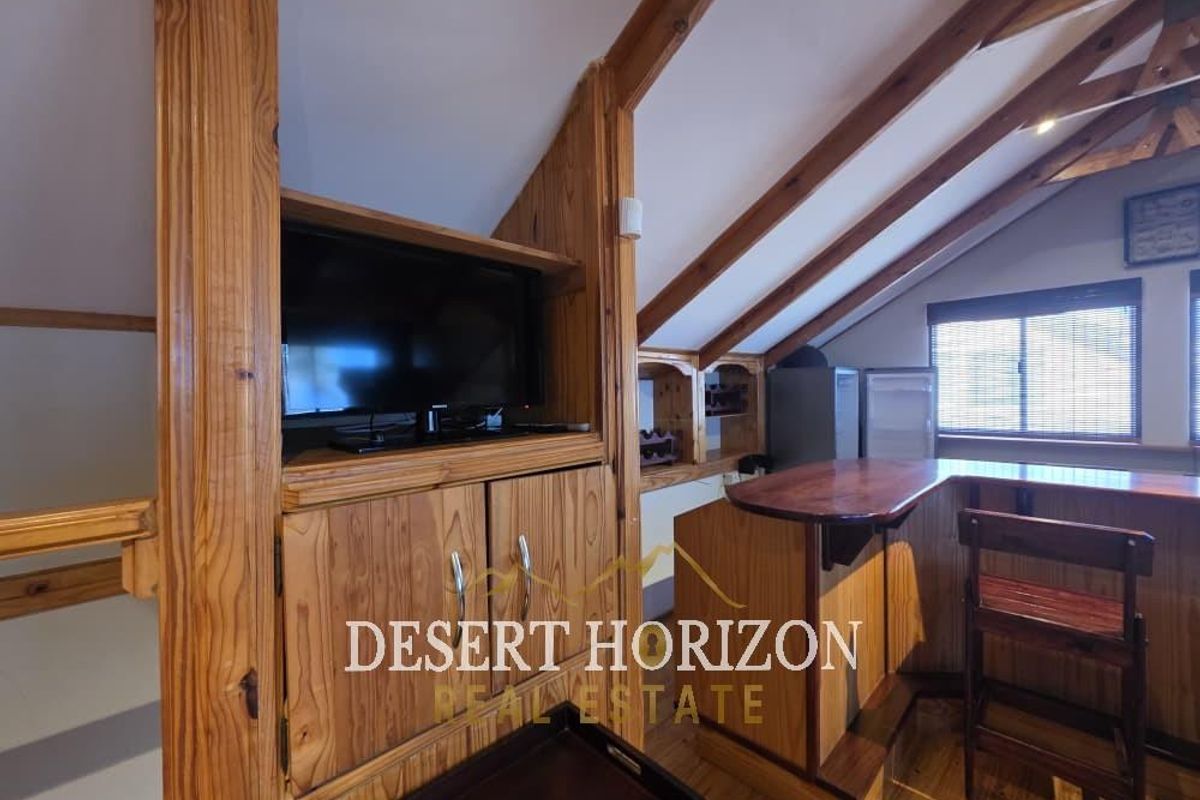 Long Beach | Stunning Double-Storey Townhouse for Sale – Sea View Living - Photo 3