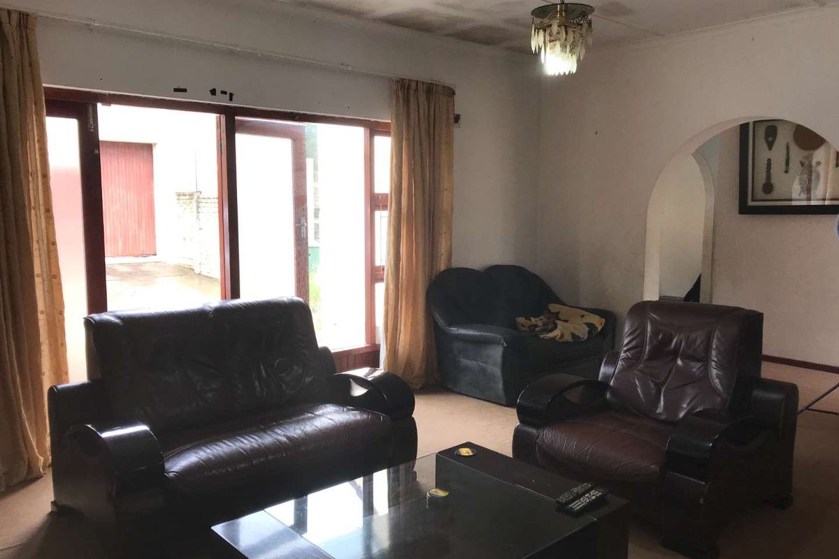 Large family home in Haven Hills - Photo 4