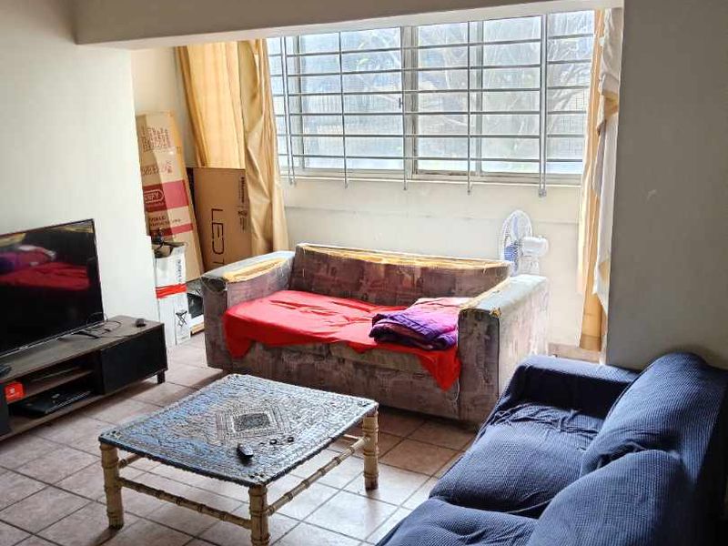 Renovator’s Dream in the Heart of Cape Town! - Photo 2