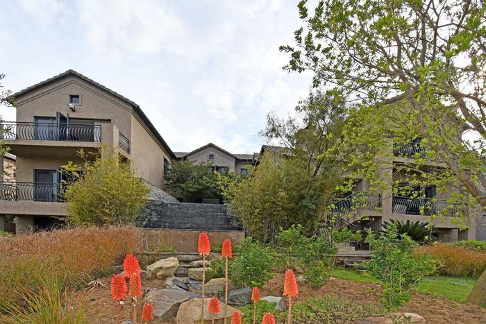 Property #2499822, House For Sale in Blue Valley Golf Estate