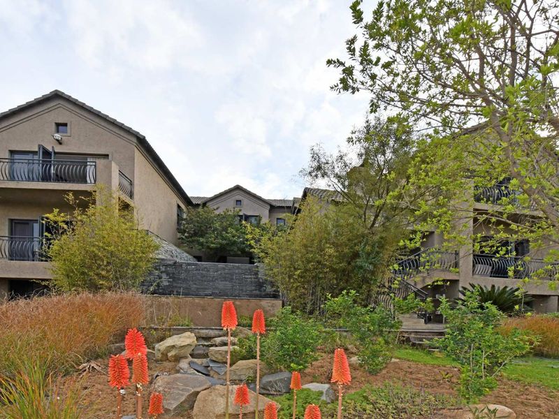 Spectacular 6-Bedroom Golf Course Mansion - Photo 1