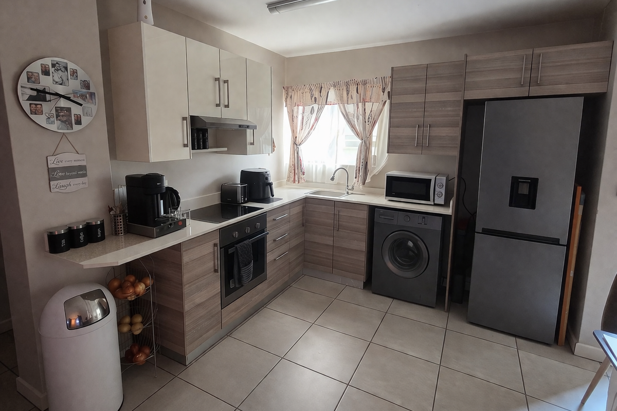 Modern Lock-Up-and-Go Duplex Offering 2 Bedrooms and Double Carport Convenience - Photo 5