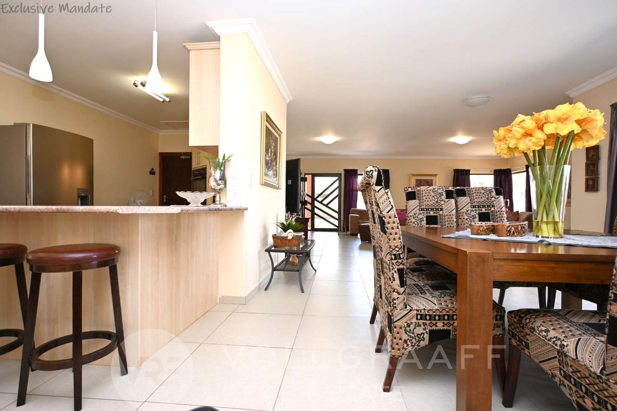 Family Home near the Dunes - Photo 3