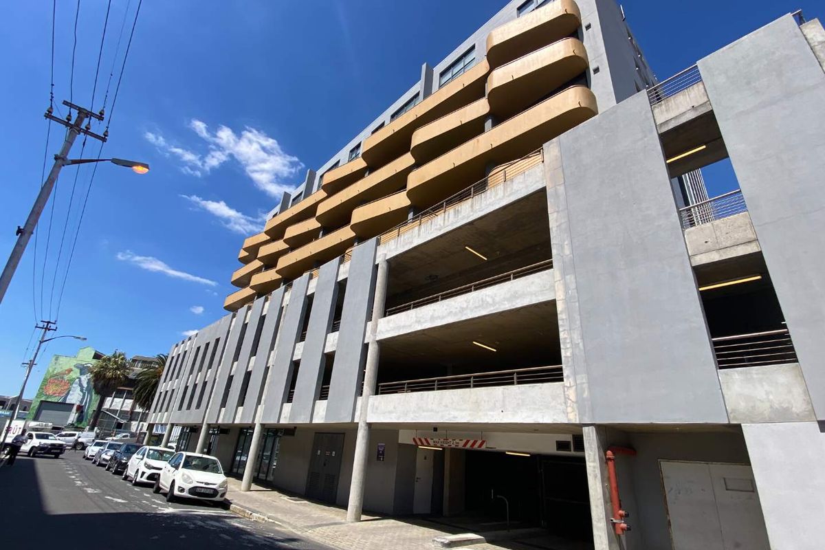 Where Lifestyle Meets Smart Returns - Photo 2