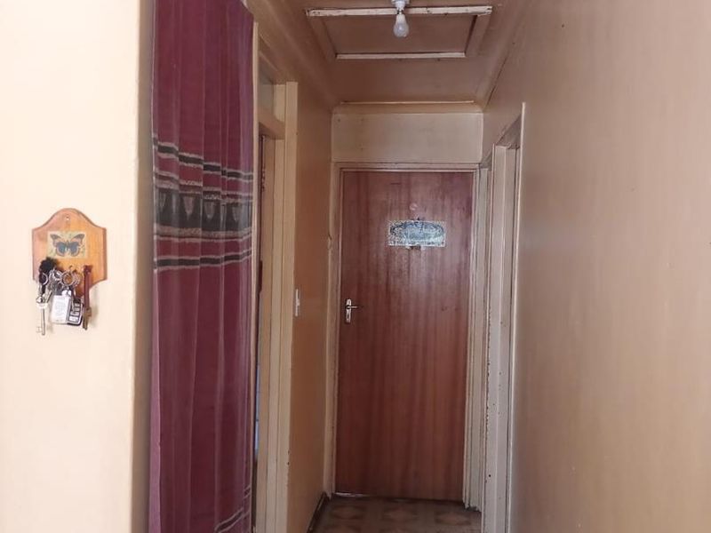 4 Bedroom House for Sale in Dennemere - Photo 7