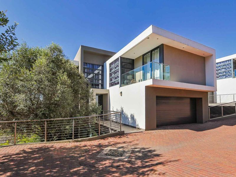 Elevated Elegance in Waterkloof Ridge – A Home That Redefines Luxury Living - Photo 3