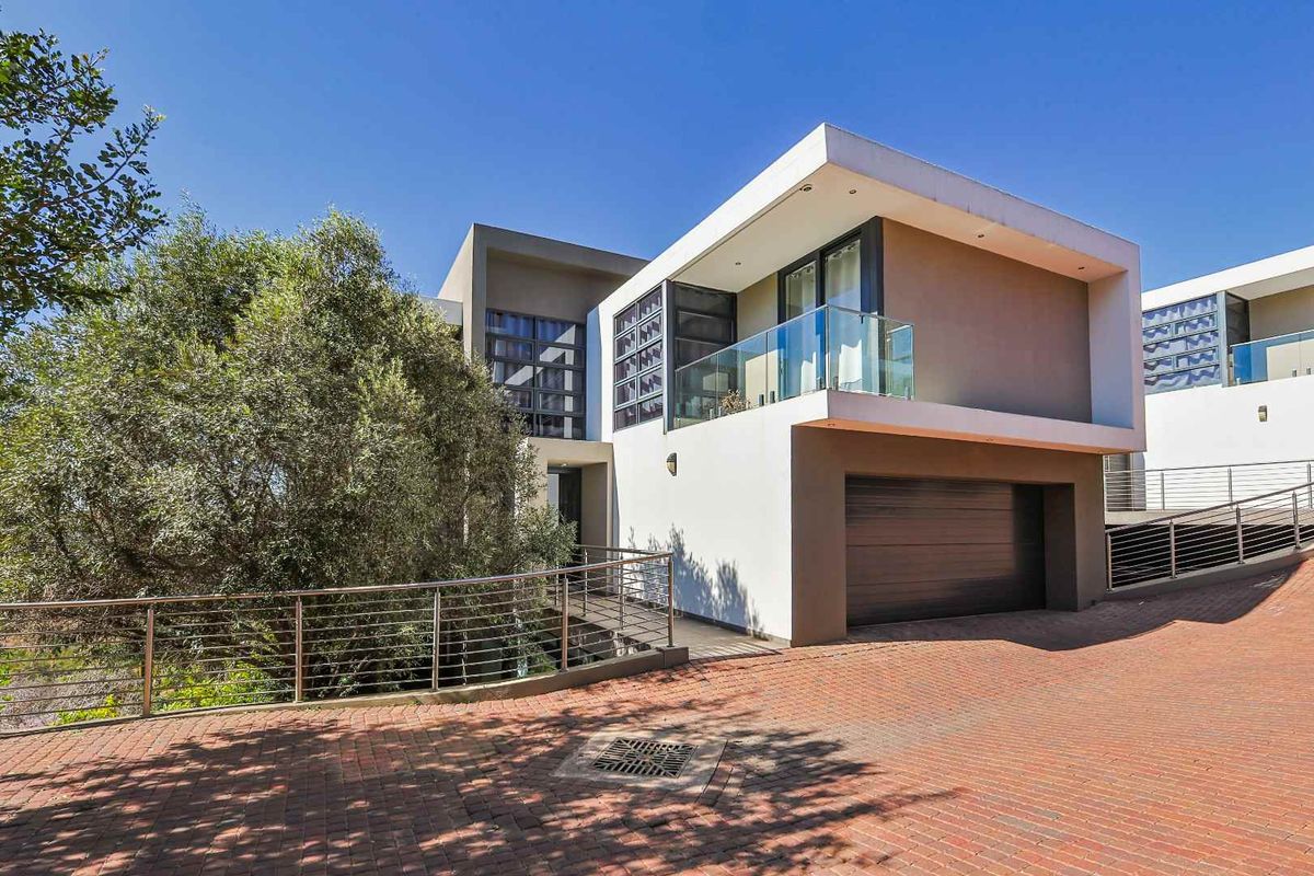 Elevated Elegance in Waterkloof Ridge – A Home That Redefines Luxury Living - Photo 3